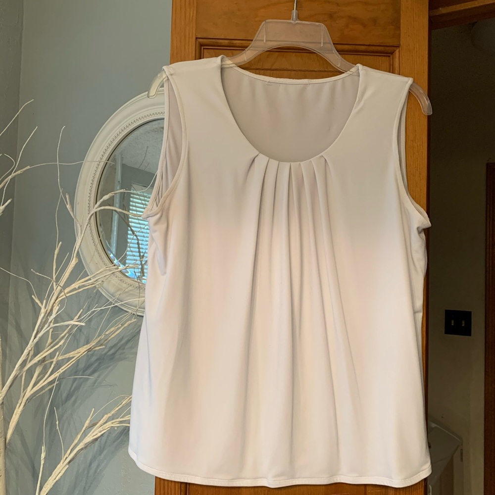 Fancy white tank